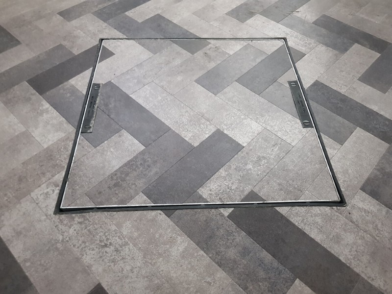 Amtico Signature, Caraway And Anise Amtico Luxury Vinyl Tiles Installed In Cambridge Street - Luxury Vinyl Tile (LVT) Flooring - Commercial
