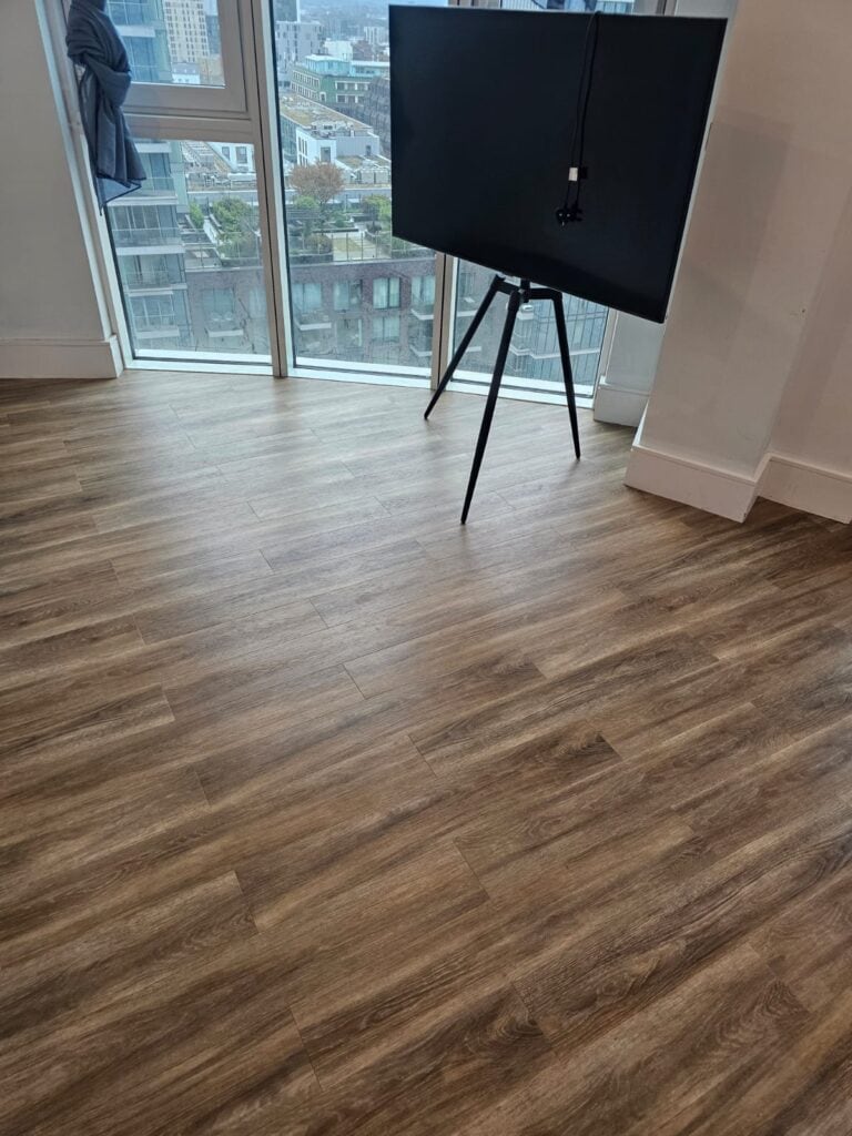 Amtico Signature Darley Oak Installation In Chiswick - Luxury Vinyl Tile (LVT) Flooring - Chiswick - Residential