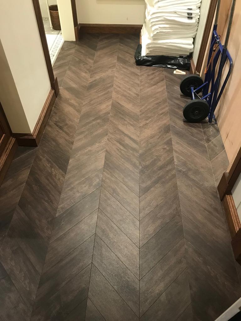 Amtico Signature Endless Possibilities Pleat Fitting In Wandsworth - Luxury Vinyl Tile (LVT) Flooring - Wandsworth - Residential