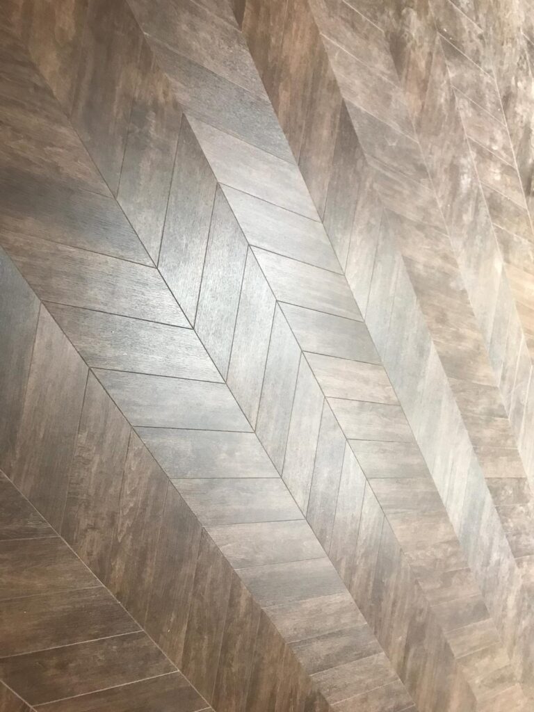 Amtico Signature Endless Possibilities Pleat In Chiswick - Luxury Vinyl Tile (LVT) Flooring - Chiswick - Residential
