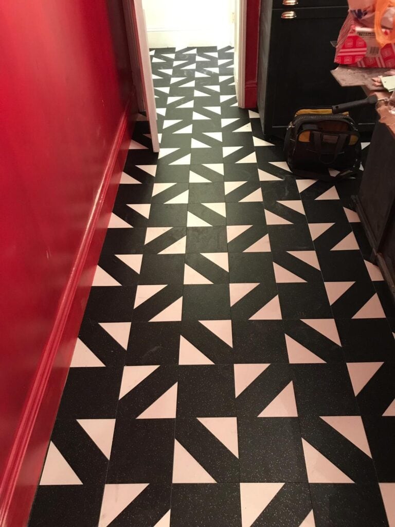Amtico Signature Glint Orb & Glint Void In Westminster - Luxury Vinyl Tile (LVT) Flooring - Westminster - Residential