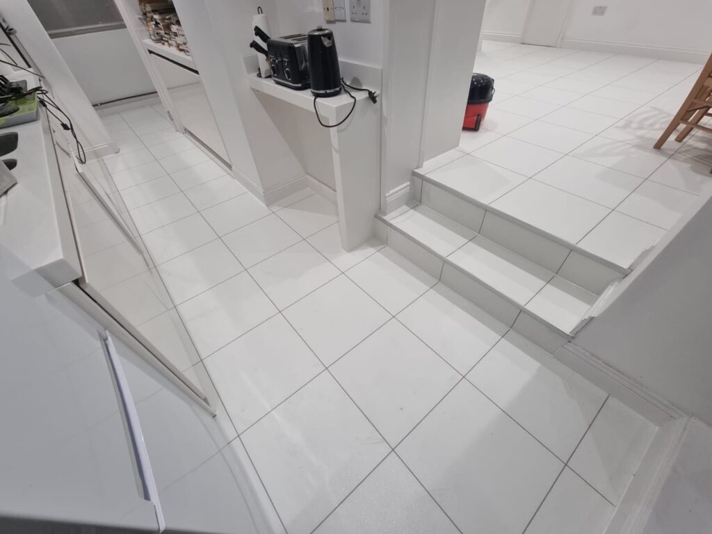 Amtico Signature Glint Orb Installation In Pimlico - Luxury Vinyl Tile (LVT) Flooring - Pimlico - Residential
