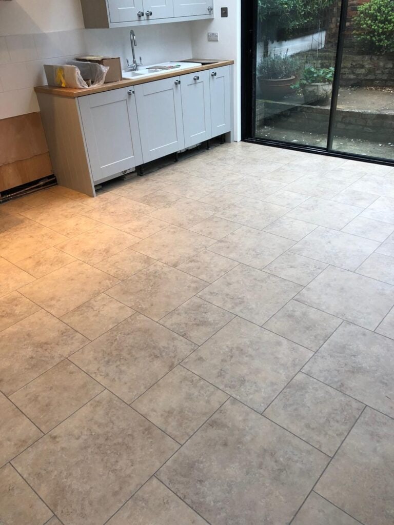 Amtico Signature Kura Caraway In Fulham - Luxury Vinyl Tile (LVT) Flooring - Fulham - Residential