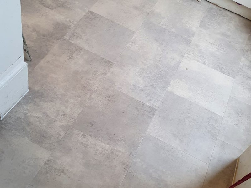 Amtico Signature Kura Kala In Kensington - Luxury Vinyl Tile (LVT) Flooring - Kensington - Residential