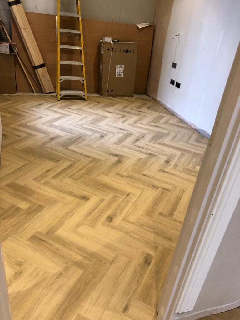 Amtico Signature Limed Washed Wood With Cornish Oak Inlay Border Installation In Battersea - Luxury Vinyl Tile (LVT) Flooring - Battersea - Residential