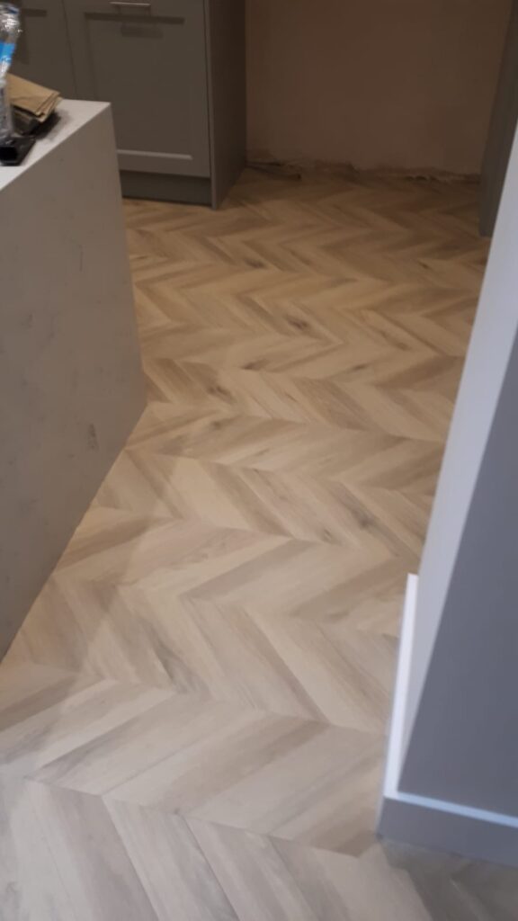 Amtico Signature Pleat In Kings Cross - Luxury Vinyl Tile (LVT) Flooring - Residential