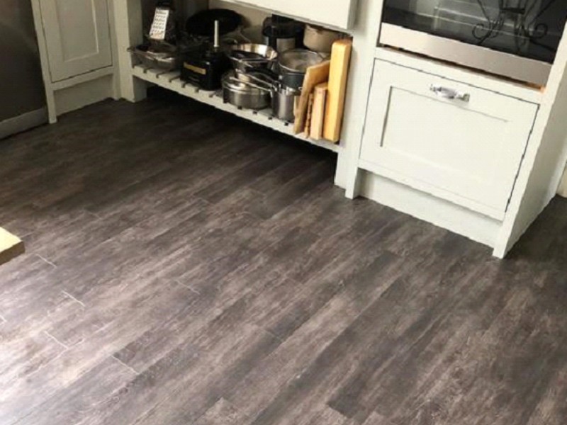 Amtico Signature Script Maple Silver Wood Effect Vinyl Flooring In Southwark - Luxury Vinyl Tile (LVT) Flooring - Southwark - Residential