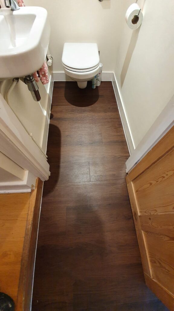 Amtico Spacia Black Walnut In Kensington - Luxury Vinyl Tile (LVT) Flooring - Kensington - Residential