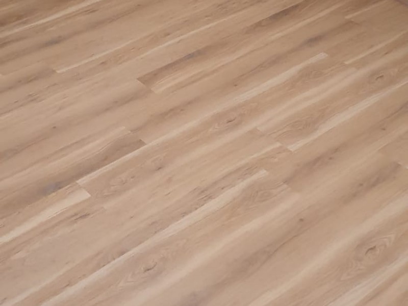 Amtico Spacia Canopy Oak In Mayfair - Luxury Vinyl Tile (LVT) Flooring - Mayfair - Residential