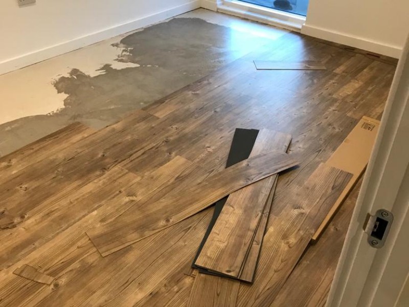 Amtico Spacia Dry Cedar Oak Luxury Vinyl In Hampstead - Luxury Vinyl Tile (LVT) Flooring - Hampstead - Residential