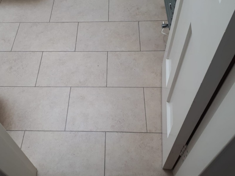 Amtico Spacia Dry Stone Alba In Kilburn - Luxury Vinyl Tile (LVT) Flooring - Kilburn - Residential