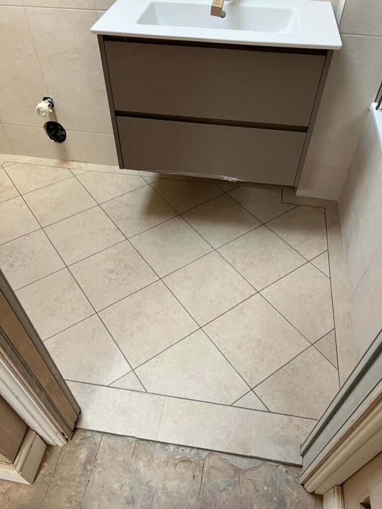 Amtico Spacia Dry Stone Alba Installation In Lambeth - Luxury Vinyl Tile (LVT) Flooring - Lambeth - Residential