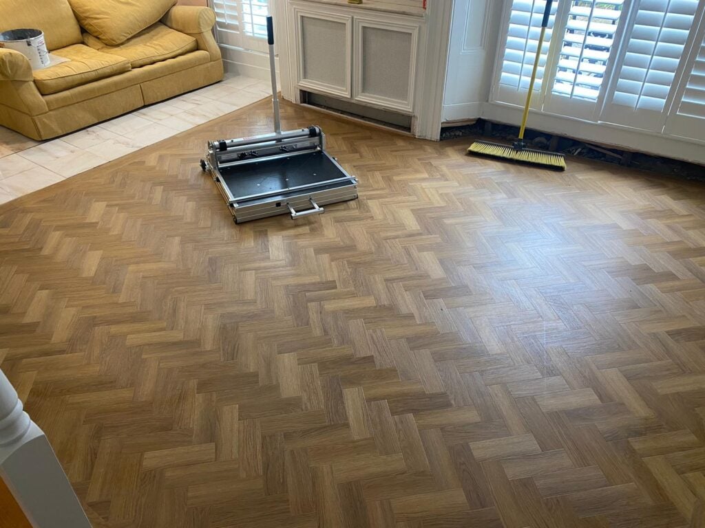 Amtico - Luxury Vinyl Tile (Lvt) Flooring - Home 69377 - Luxury Vinyl Tile (LVT) Flooring - Chelsea - Residential