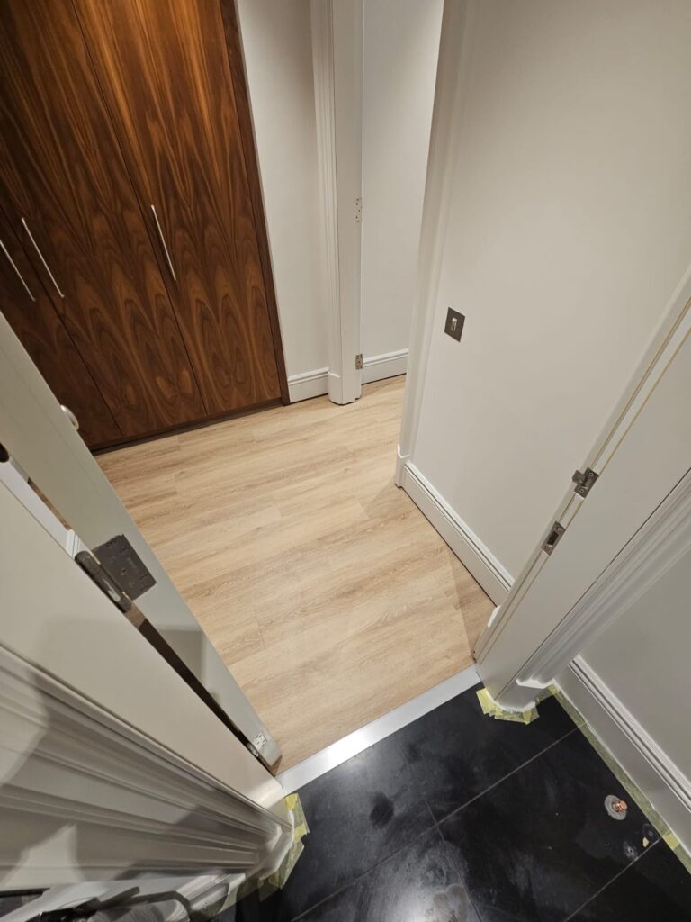 Amtico - Luxury Vinyl Tile (Lvt) Flooring - Home 72113 - Luxury Vinyl Tile (LVT) Flooring - Lambeth - Residential