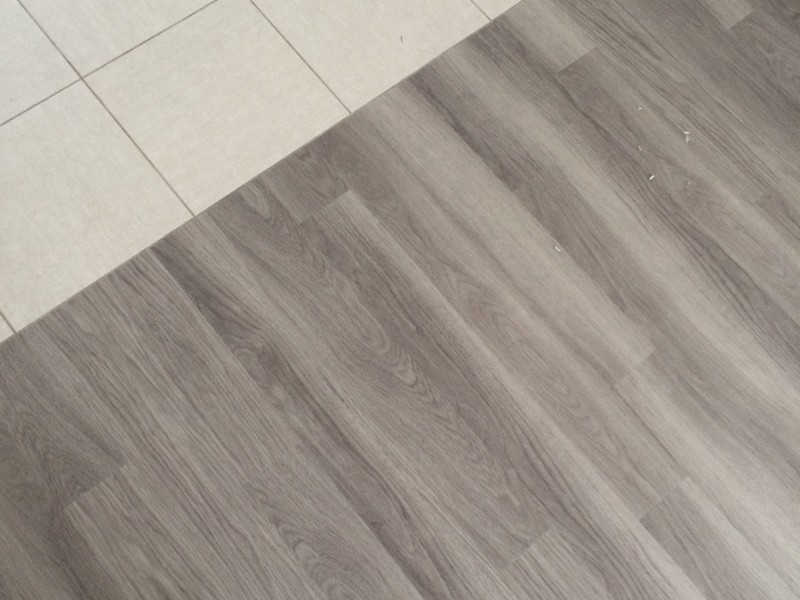 Amtico Spacia Nordic Oak & Amtico Spacia Sift Stone Canvas - Luxury Vinyl Tile (LVT) Flooring - Belgravia - Residential