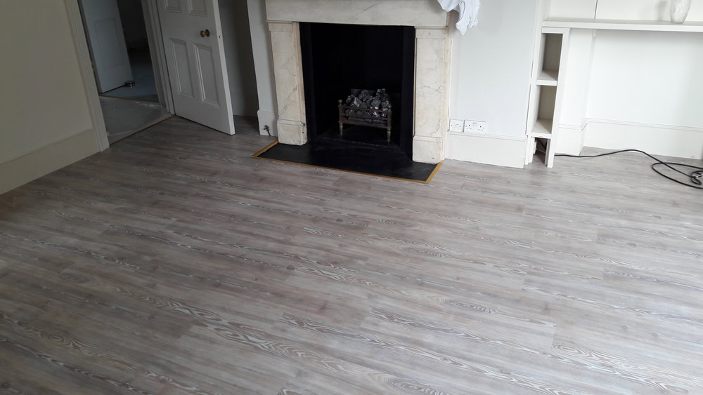 Amtico Spacia Worn Oak Installation In Hammersmith - Luxury Vinyl Tile (LVT) Flooring - Hammersmith - Residential
