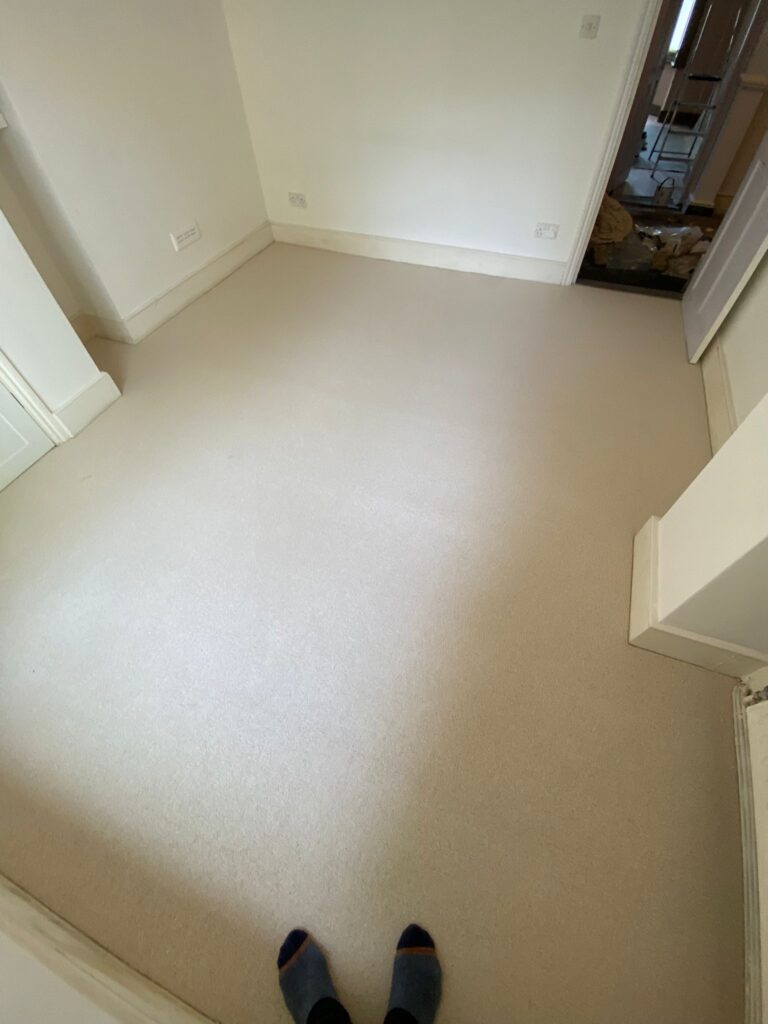Clarendon Carpets Mayfair Ivory Instalment In Canary Wharf - Carpet - Canary Wharf - Mayfair - Residential