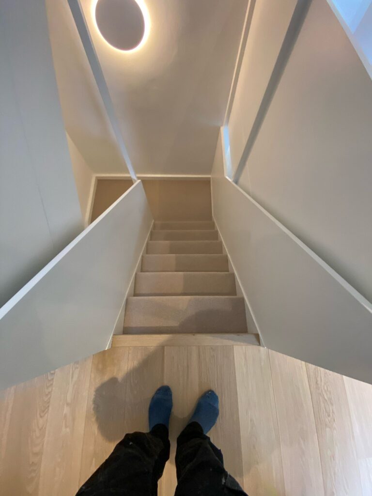 Clarendon Carpets Mayfair Loop Kasmir Installation In Earls Court - Carpet - Earls Court - Mayfair - Residential