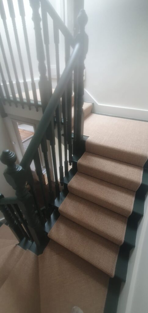 Crucial Trading Big Boucle Accents Antique Gold Carpet Installation In Croydon - Carpet - Croydon - Residential