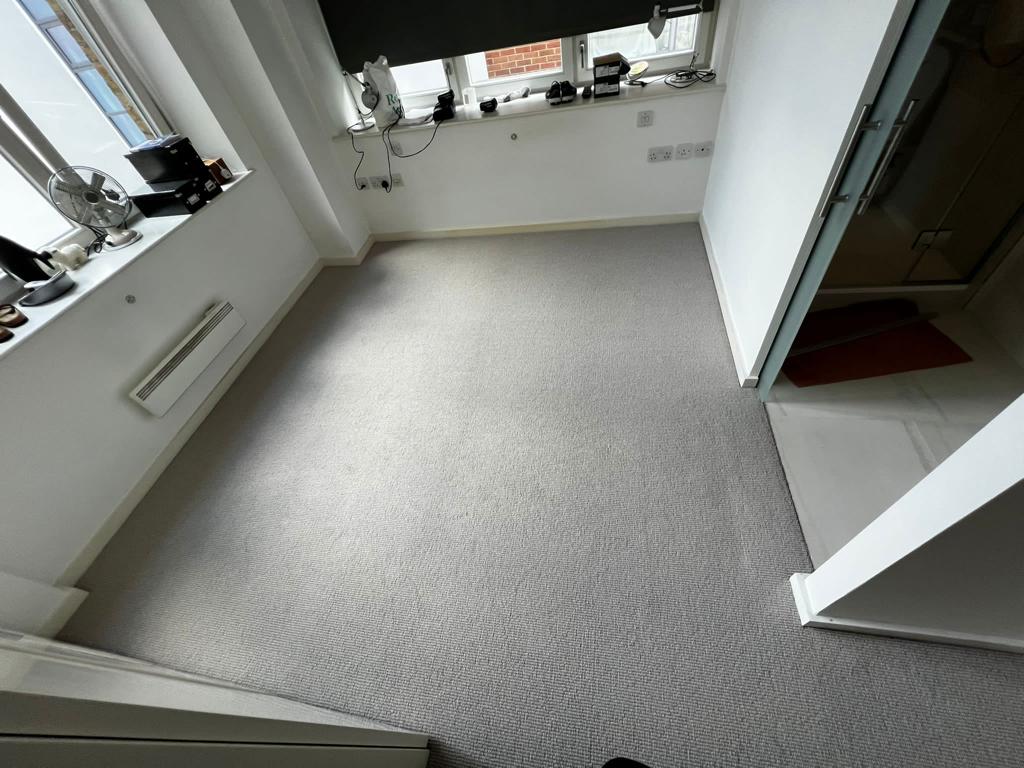 Elements London Verdi Winter Wisp Installation In Farringdon - Carpet - Farringdon - Residential