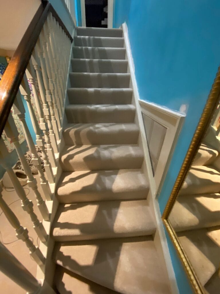 Hugh Mackay Carpets Durham Twist Antique Lace Fitting In Canary Wharf - Carpet - Canary Wharf - Residential