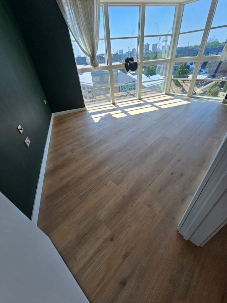Karndean Van Gogh Canadian Nude Oak Rkp8117 Installation In Hampstead - Luxury Vinyl Tile (LVT) Flooring - Hampstead - Residential