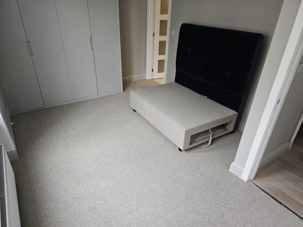 Kingsmead Carpets Prologue Beaumont Installation In Earls Court - Carpet - Earls Court - Residential