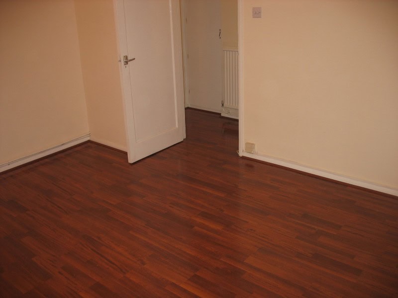 Living Rooms - Wood Flooring - Residential