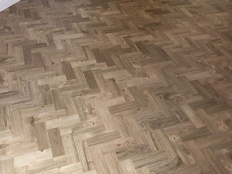 To Supply & Install Amtico Spacia Sun Bleached Oak Luxury Vinyl Flooring In Kilburn - Luxury Vinyl Tile (LVT) Flooring - Kilburn - Residential