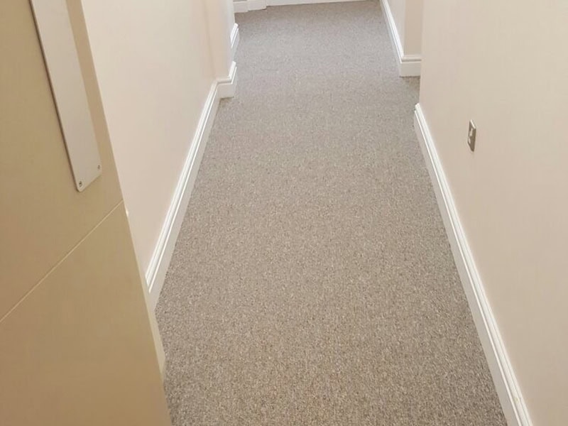 Corridor - Carpet - Residential