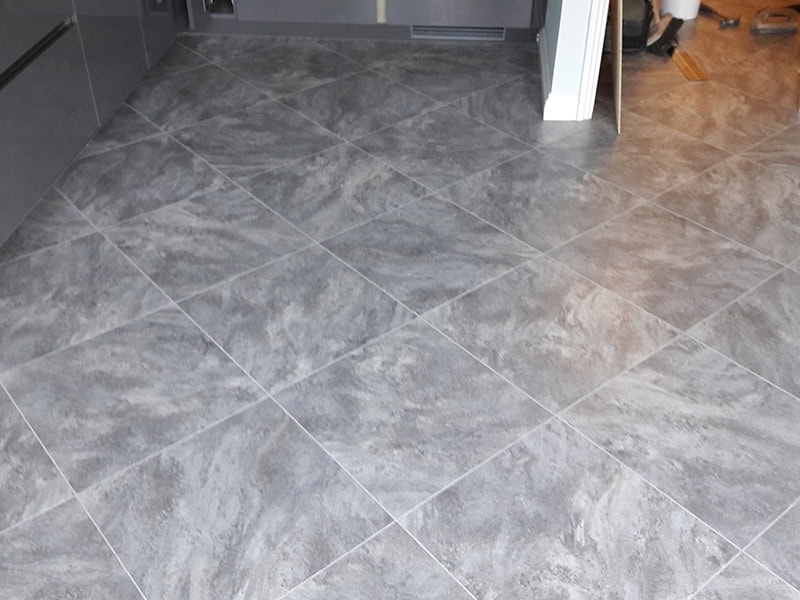 Amtico - Luxury Vinyl Tile (Lvt) Flooring - Home 41596 - Luxury Vinyl Tile (LVT) Flooring - Residential
