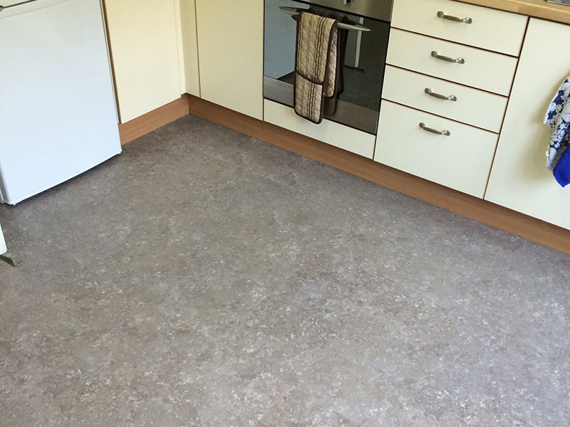 Kitchen & Bathroom - Luxury Vinyl Tile (LVT) Flooring - Battersea - Residential