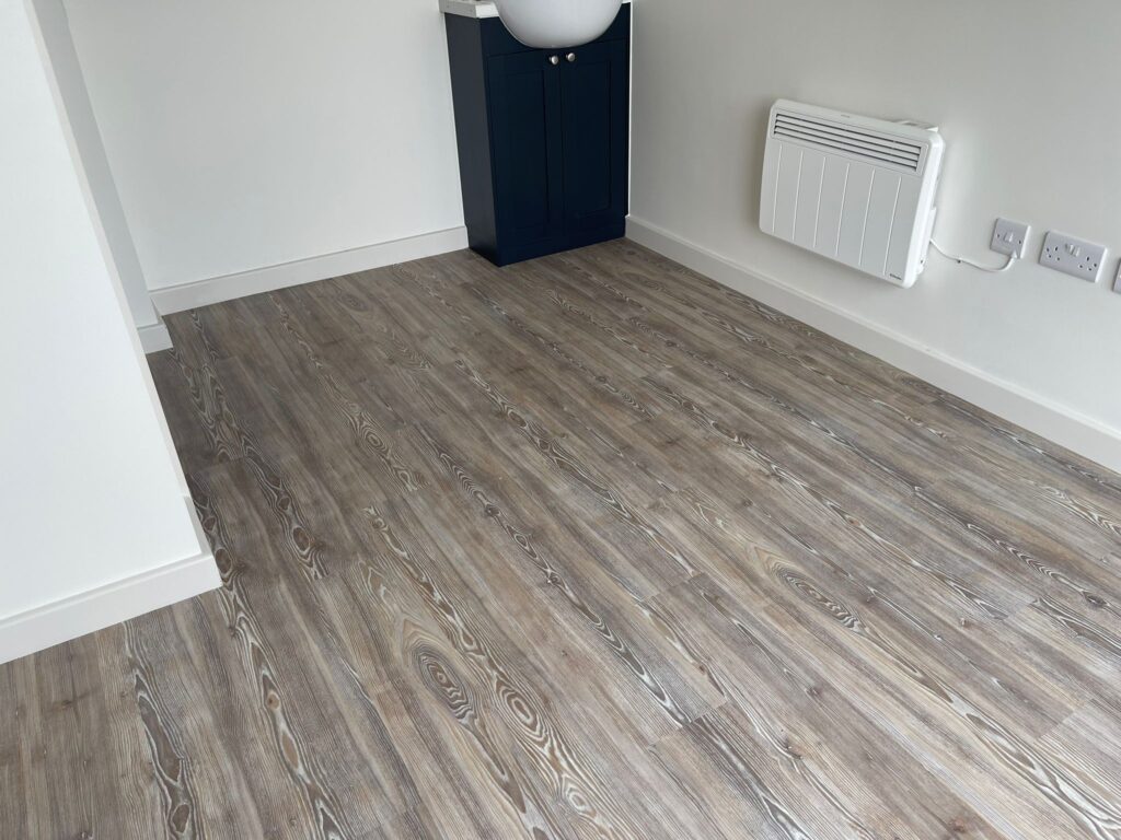 Which Flooring Should You Try for the Festive Season? - Laminate Flooring - Luxury Vinyl Tile (LVT) Flooring - Porcelain Tile Flooring - Vinyl Flooring - Wood Flooring