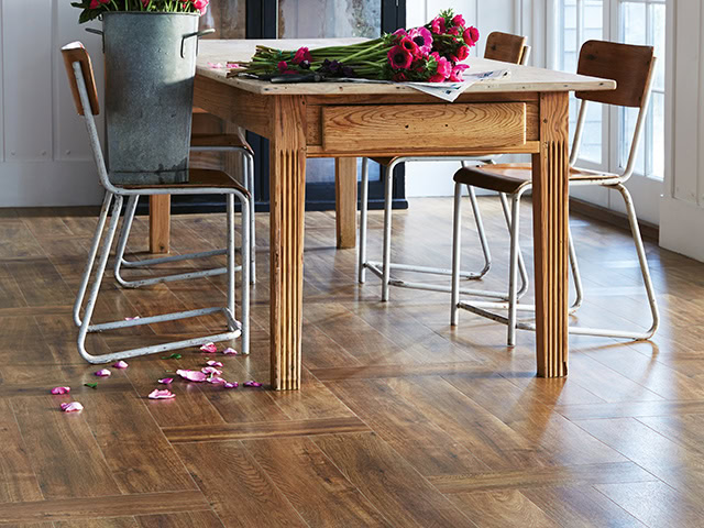 Amtico - Signature AR0W7630 Farmhouse Oak Plank Weave AR0D1102 - Luxury Vinyl Tile (LVT) Flooring - Vinyl Flooring - Wood Flooring