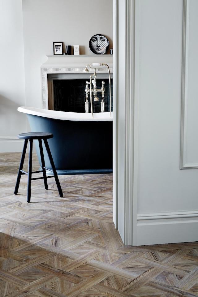 Amtico Signature Parisian Pine AR0W7860 - Luxury Vinyl Tile (LVT) Flooring - Vinyl Flooring