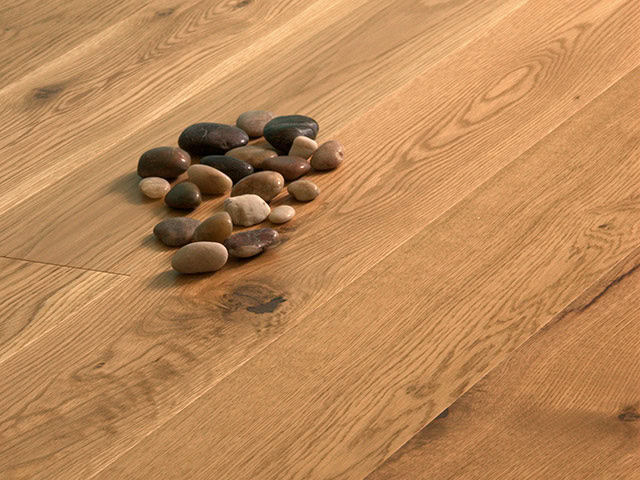 Brooks Bros Wood Flooring - E2003 Rustic Oak LAC 180 - Wood Flooring