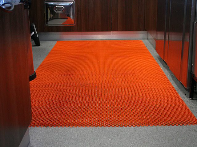 Coba Flooring - Mats for Catering - Diamond Grid - Subfloor Preparation