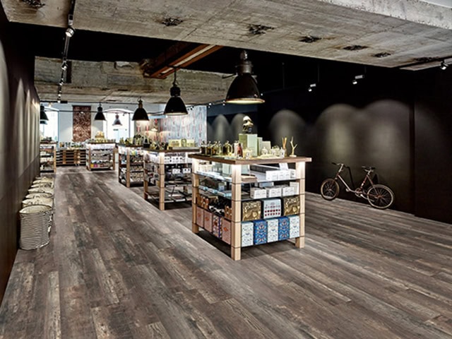 Egger - ED4016 Oak Old Grey - Wood Flooring
