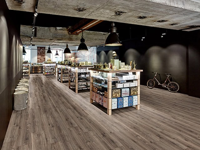 Egger - ED4030 Oak Brushed Grey - Wood Flooring