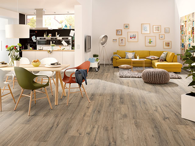 Egger - H1007 Parquet Oak Dark - Wood Flooring