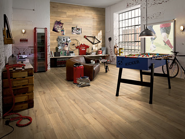 Egger - H1022 Valley Oak Colour - Wood Flooring