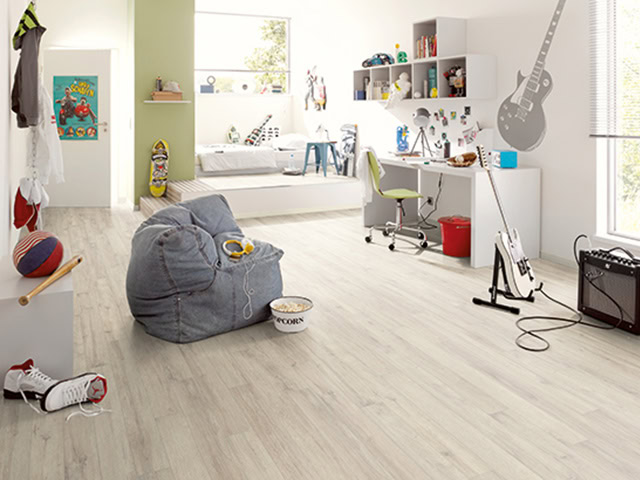 Egger - H1062 Chalky Oak - Wood Flooring