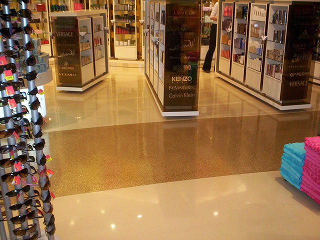 Flowcrete - Kosmeteria - Metalika - Resin Flooring