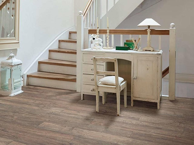 Haro - Laminate Floor - Oak Kansas - Wood Flooring