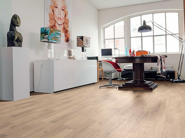 Haro - Laminate Floor - Oak Artico Cinnamon - Wood Flooring