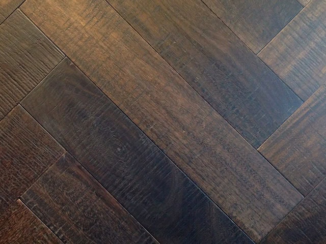 Heywood Vloeren - Slatewood Herringbone 'Sunset' - Wood Flooring