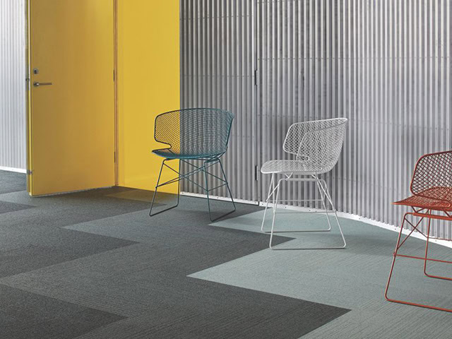 Interface - on Line & off Line - Carpet