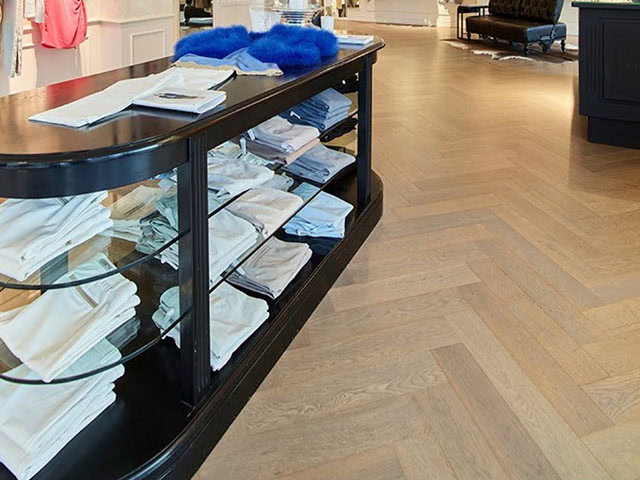 Lionvest - Trading Lalegno - VG - Wood Flooring