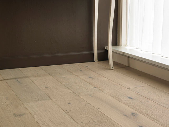 Lionvest - Trading Lalegno - Witolie Classic (220mm) - Wood Flooring