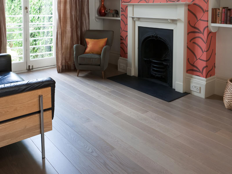 Junckers - Oak Plank Golden Pearl Classic - Wood Flooring